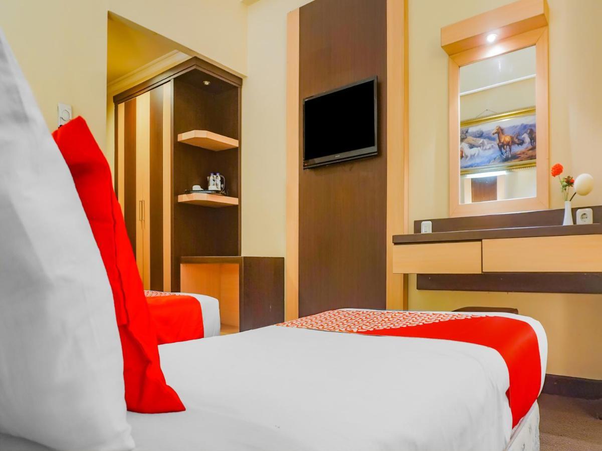 Oyo 3967 Hotel Pantai Wisata Μακασάρ Εξωτερικό φωτογραφία
